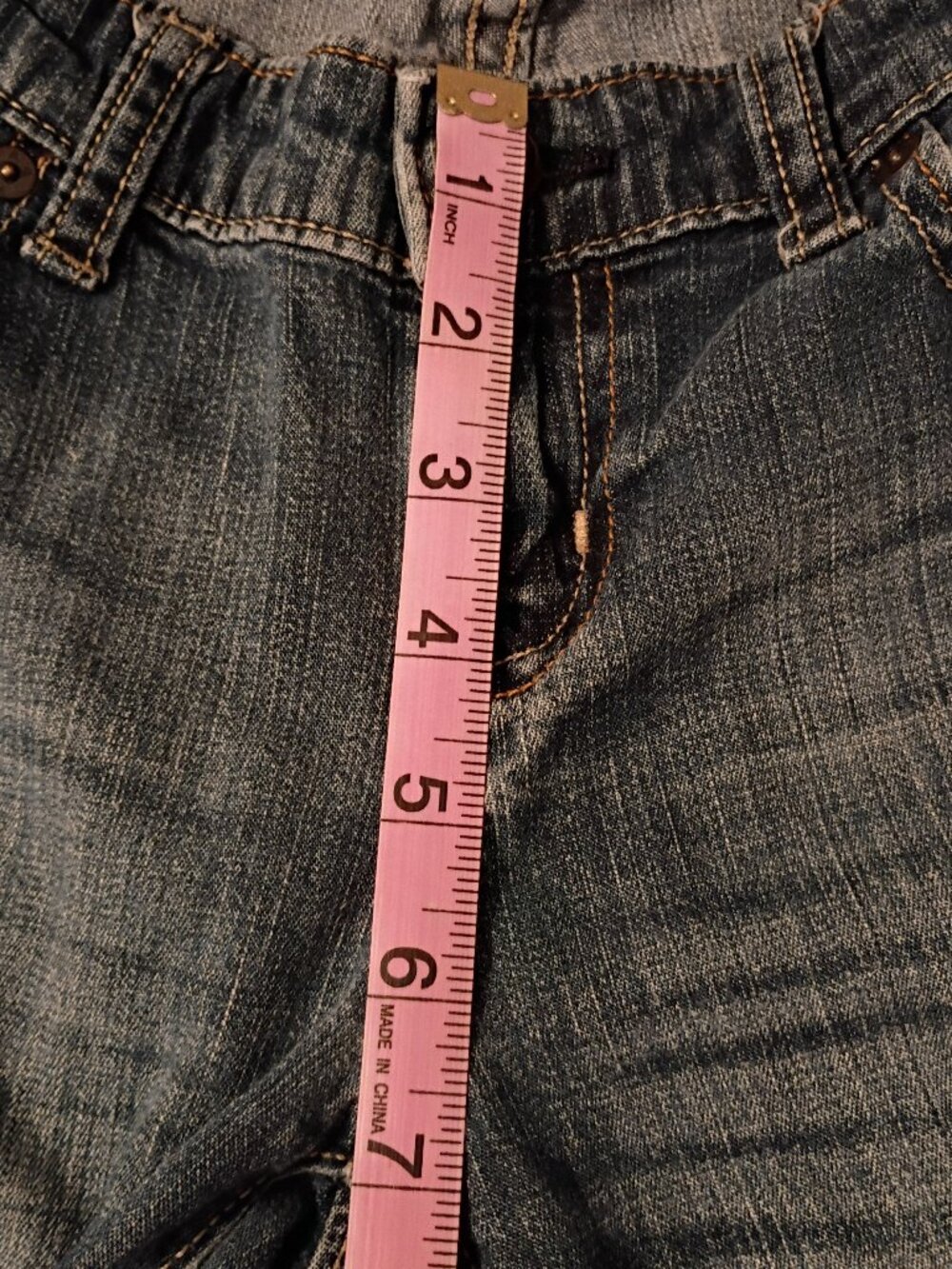 GAP Low Rise Capris - Picture 6 of 10